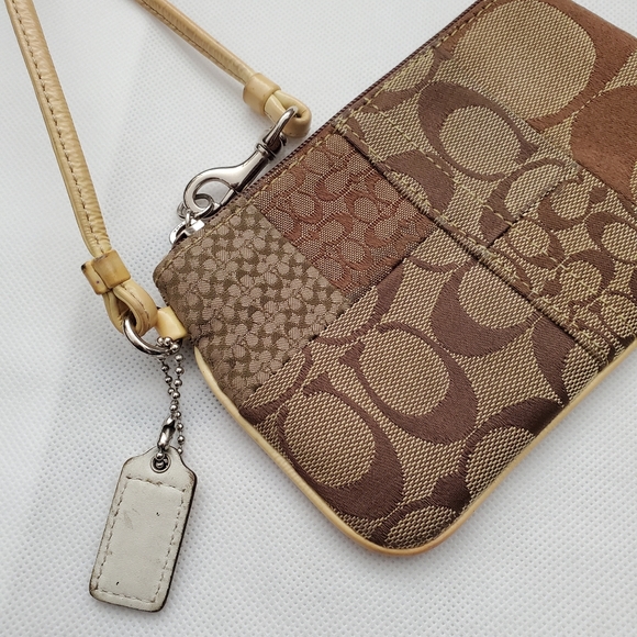 Coach Wristlet - Picture 5 of 5